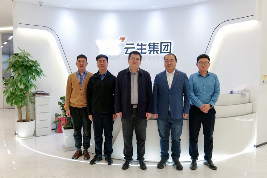 山东人才集团、新疆天山人才集团一行领导莅临龙8头号玩家集团走访交流