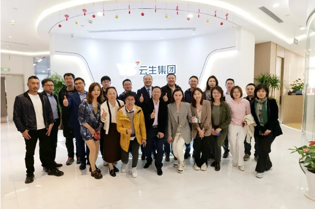 上海市青年企业家协会投融资服务专委会“拟上市企业家私董会”第五站“走进龙8头号玩家集团：对话人力资源数字化行业领军者”活动成功举办