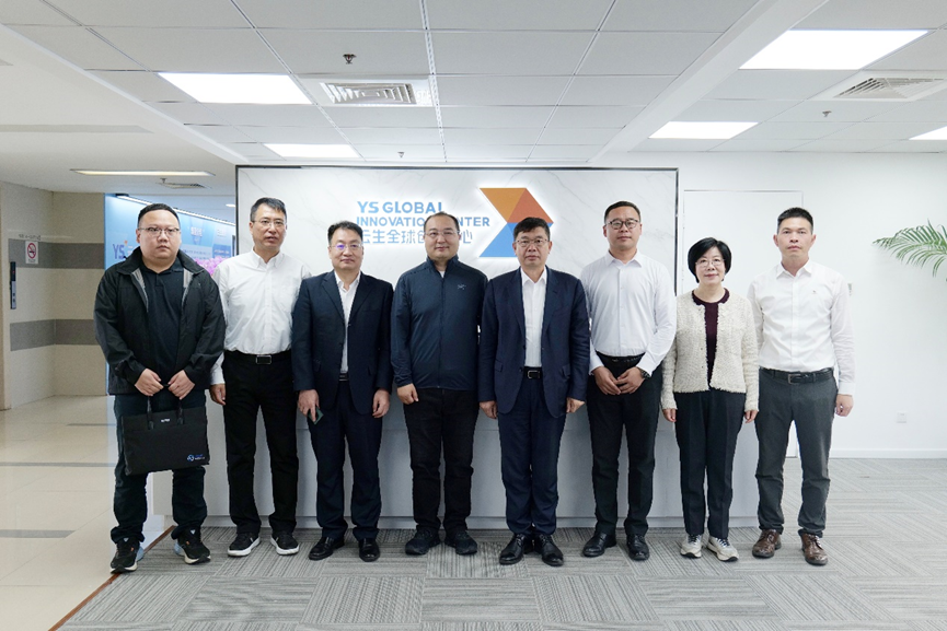沈阳市铁西区委书记郭忠孝一行莅临龙8头号玩家全球创新中心调研走访